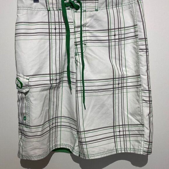 Gotcha Men's White Checkered Boardshorts Size 28 - Picture 1 of 10